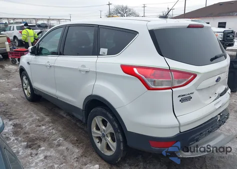 2016 Ford Escape Se z USA, uszkodzony, nr VIN 1FMCU9GX7GUB63400